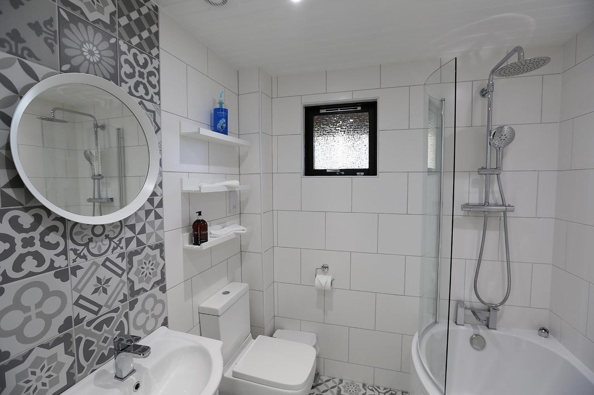Cosy Modern Nordic W/ Loch View & Log Burner * Lochearnhead